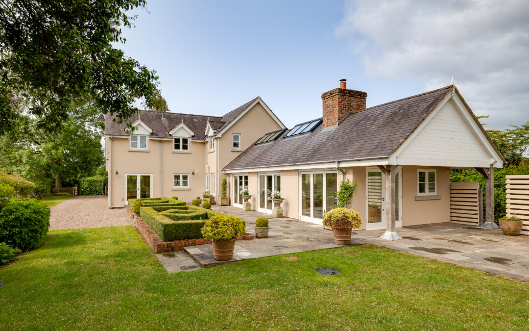 Thinking of Changing Estate Agent? Ask These Questions Before You Do